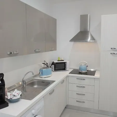 House Lady Apartment Terrasini