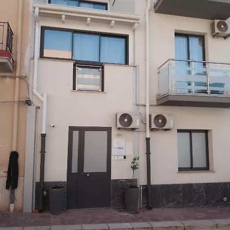 House Lady Apartment