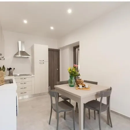 Apartment House Lady Terrasini